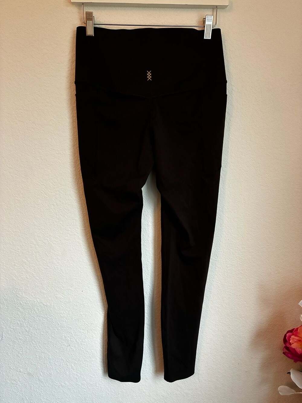 Revive™ Full Length Pocket Legging